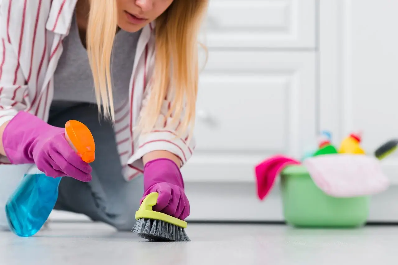 Quanto tempo serve davvero per pulire una casa? Tempi e fasi che devi conoscere