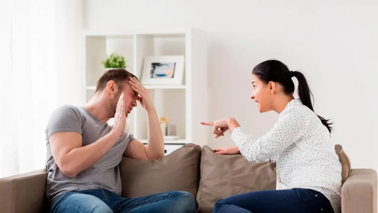 Cosa significa i panni sporchi si lavano in casa? Ecco l’interpretazione corretta