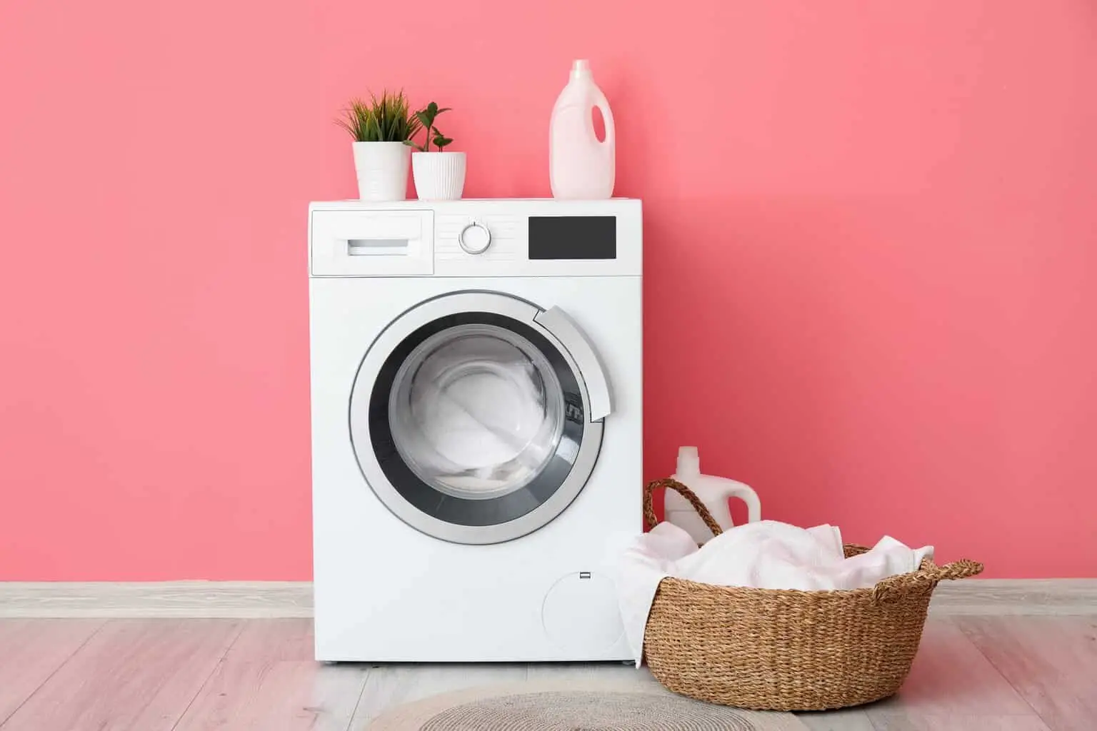 Stai rovinando i tuoi vestiti e la lavatrice: ecco se usare detersivo liquido o in polvere