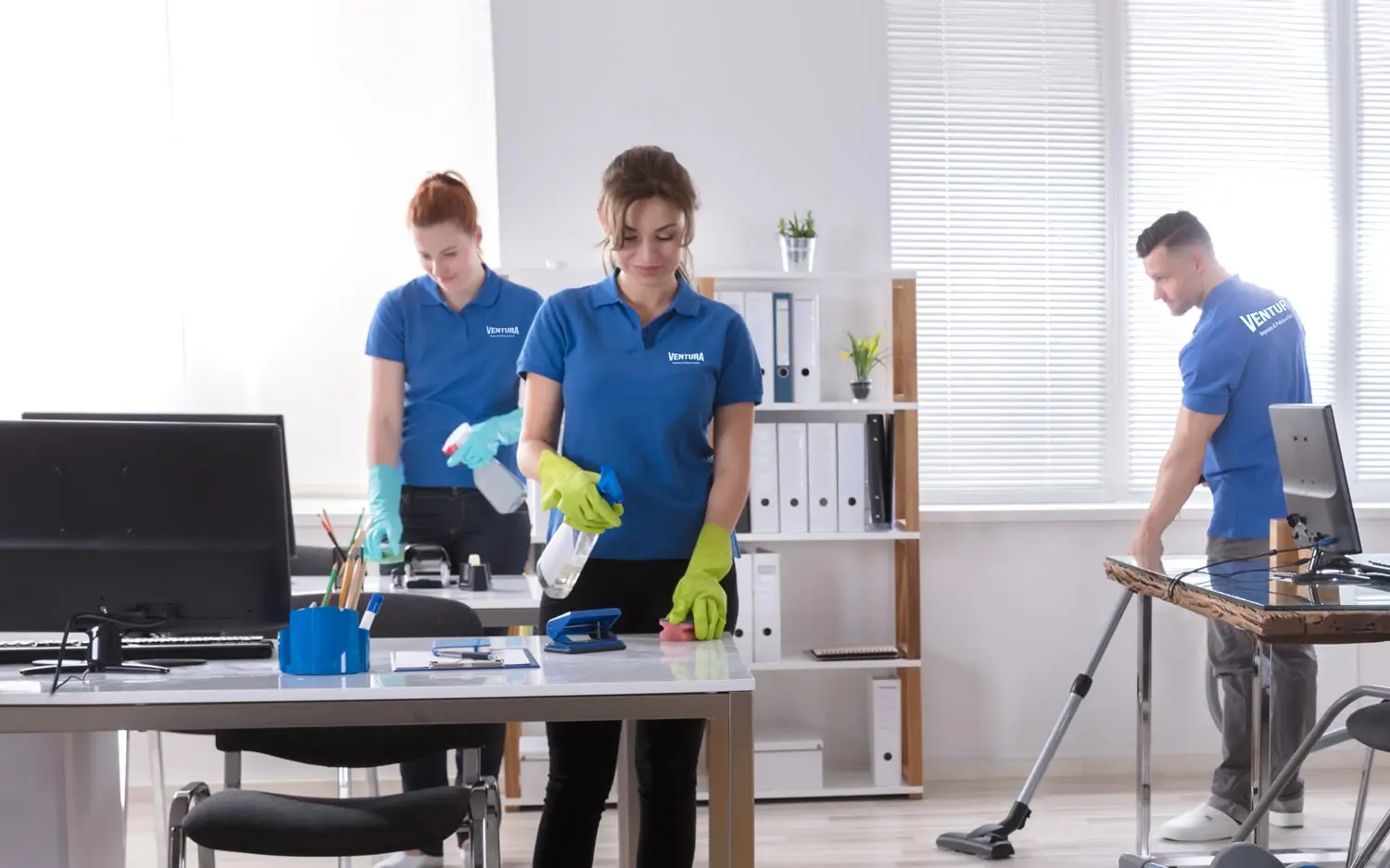 Pulizie professionali: ecco le competenze segrete che fanno la differenza in casa