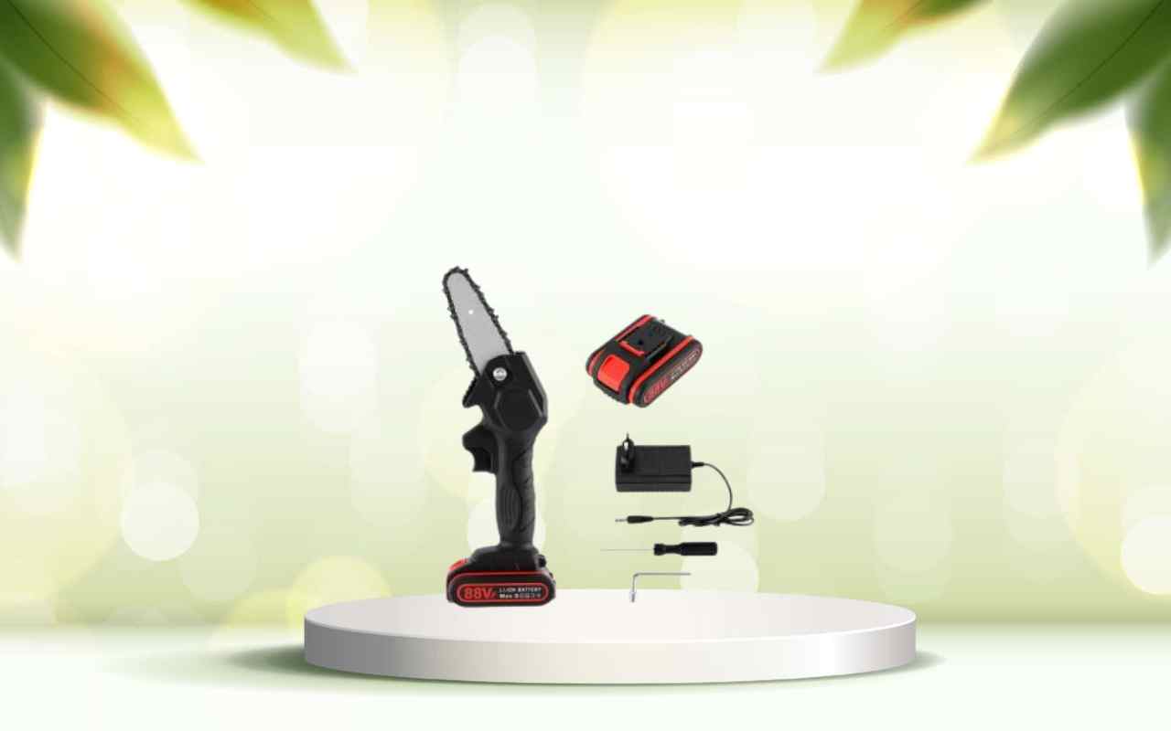 Scopri la mini motosega a batteria: taglia rapido e facile per un giardino perfetto